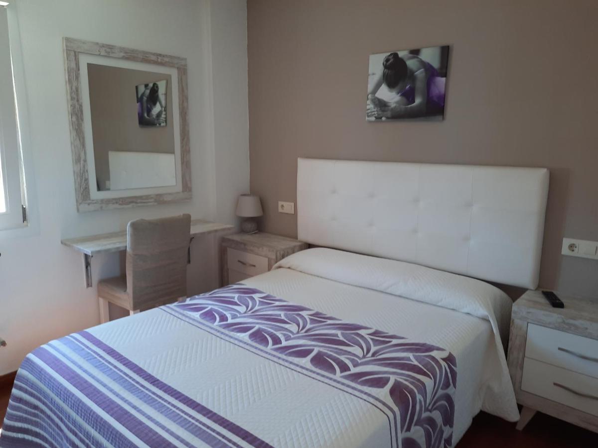 Hotel a Muradana Muros Bagian luar foto