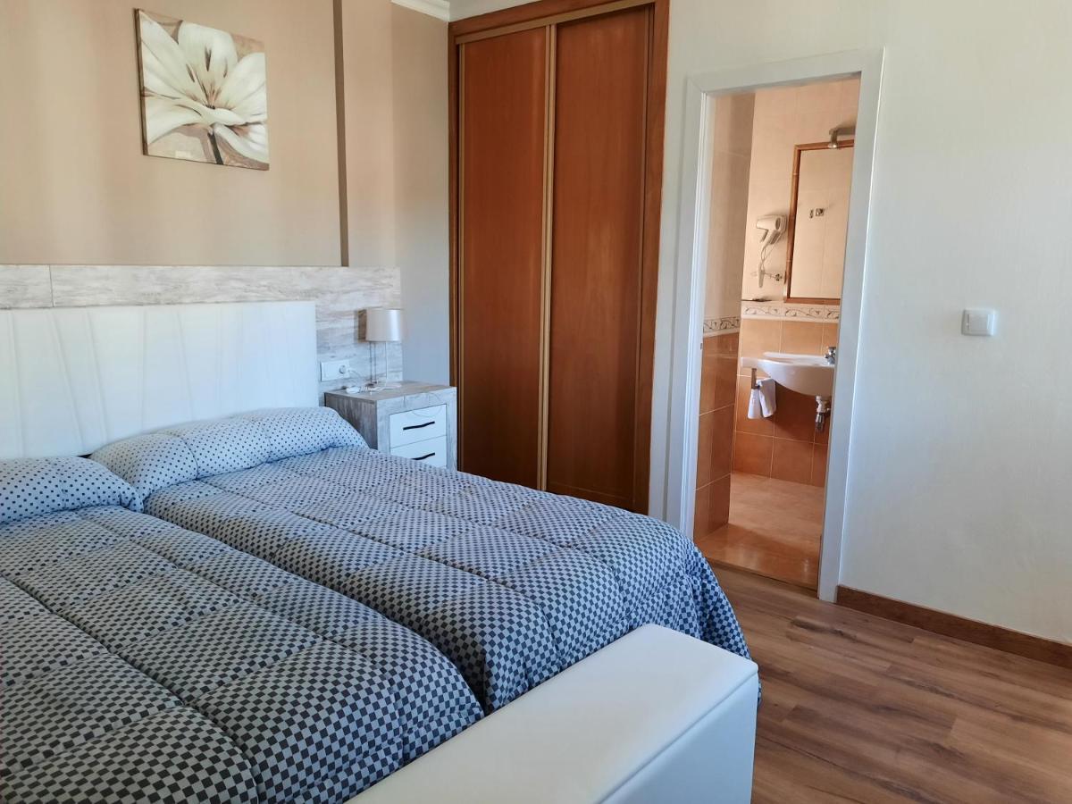 Hotel a Muradana Muros Bagian luar foto